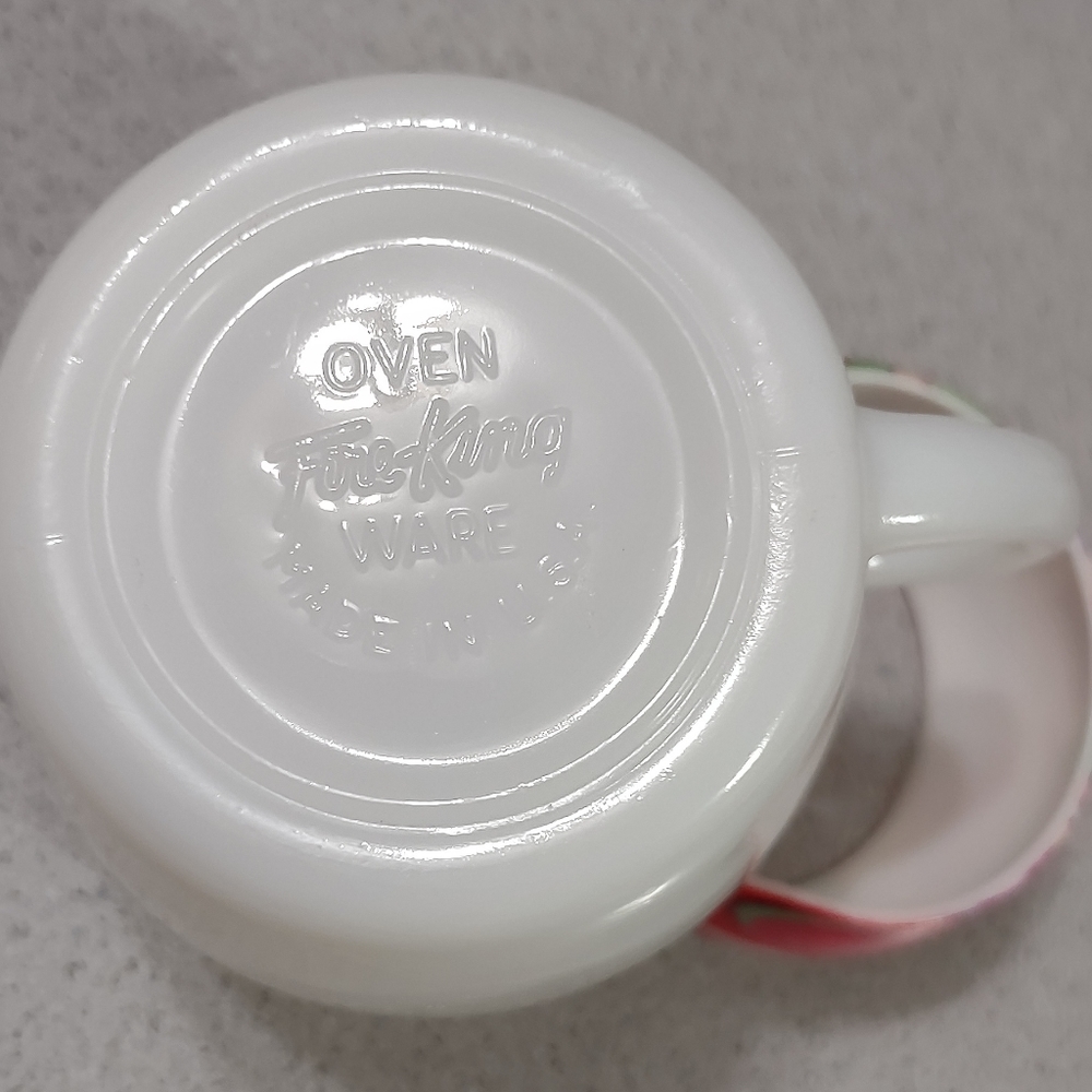 Milk glass creamer(USA) - Picture 3 of 3